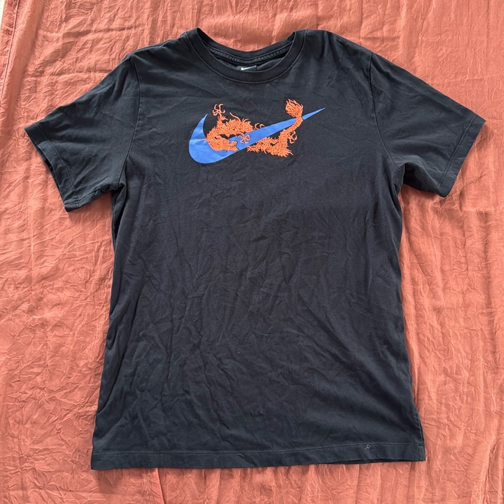 Men’s Nike tee